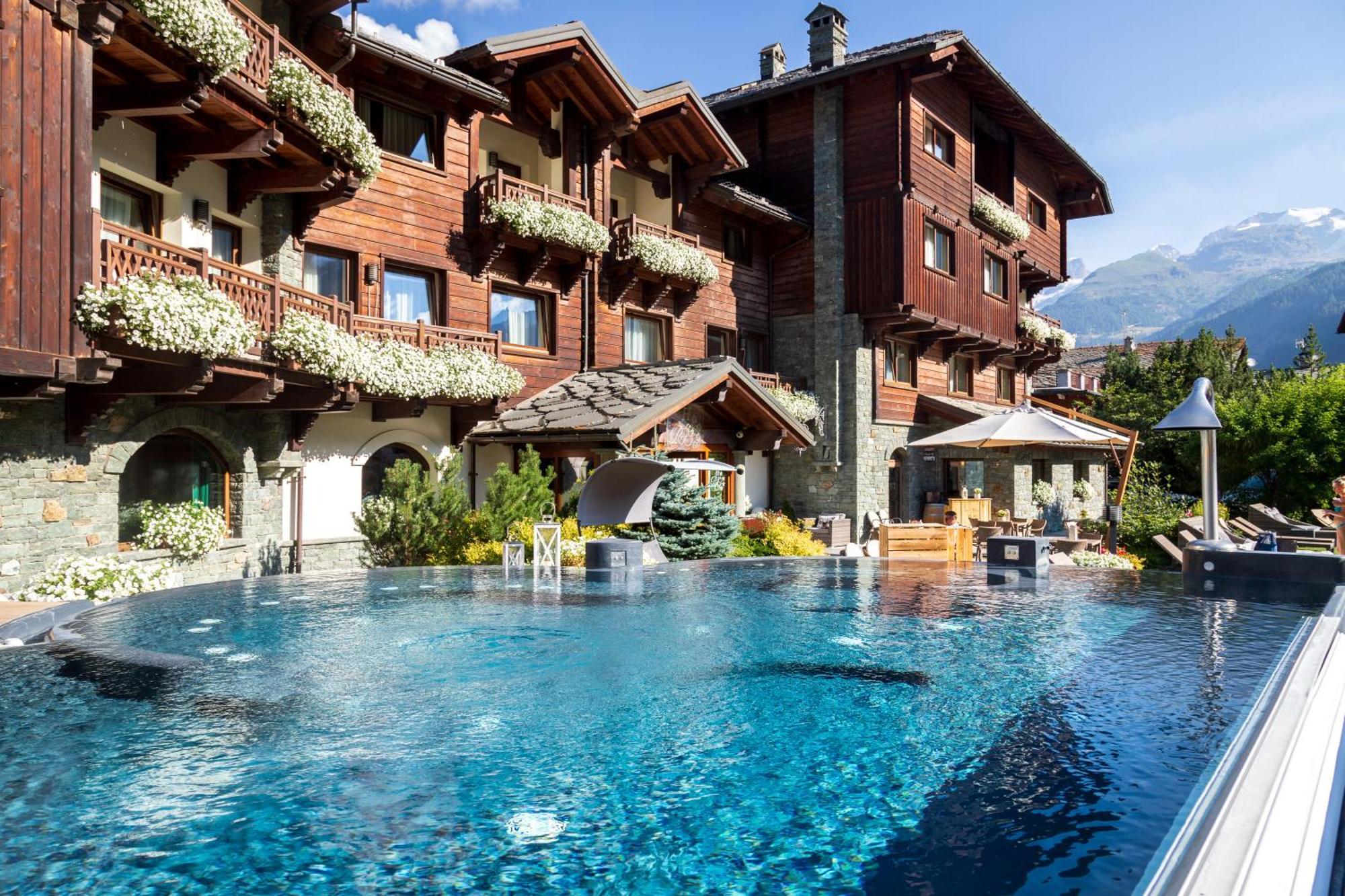 Hotel Relais Des Glaciers Champoluc Exterior foto